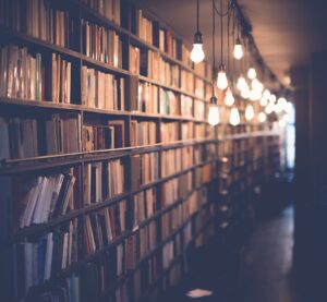 Bücher / Medien